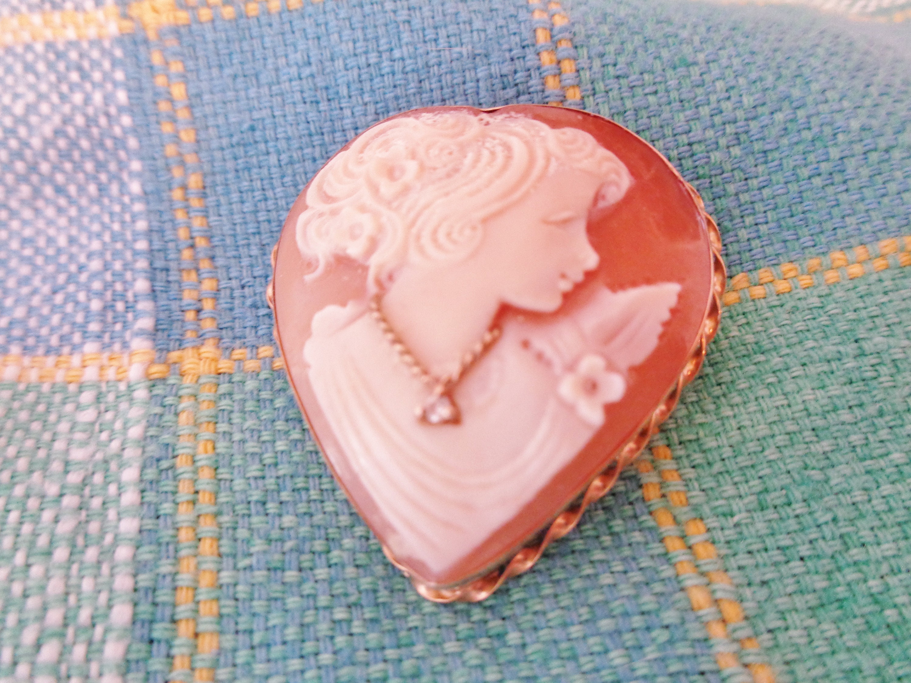 HO-HO ローズオニールのデザイン vintage CAMEO ソフビ14cm Beautiful Vintage 14K Gold/habille Cameo Pin/pendant Ladies