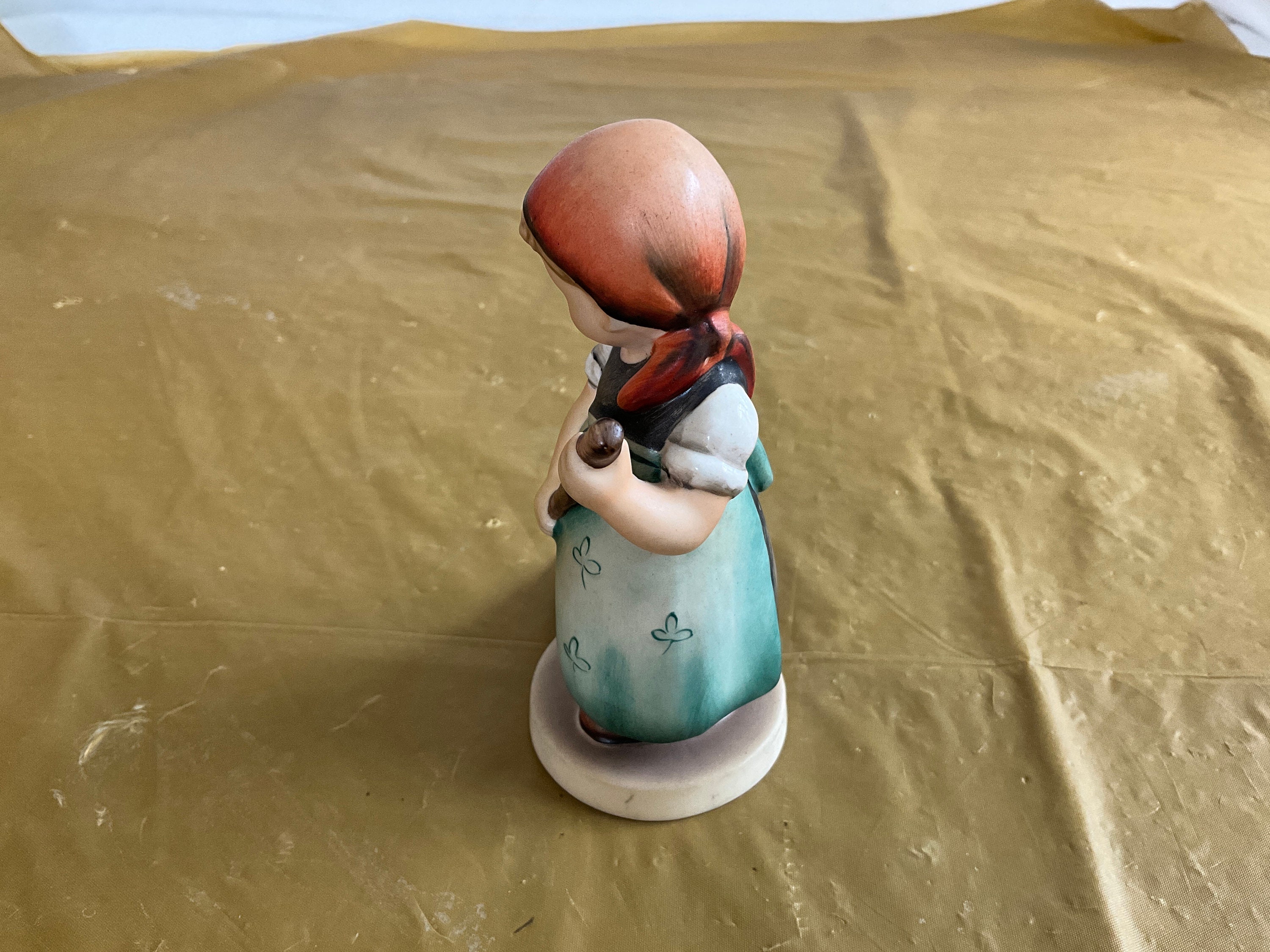 Goebel MJ Hummel 4.5”T Figurine - Girl W/broom 'little Sweeper