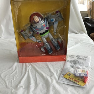 il_300x300.2884433048_ewho.jpg