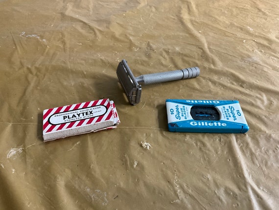 Gillette Silvertone Double-edge Safety Razor + 1 Playtex Pro