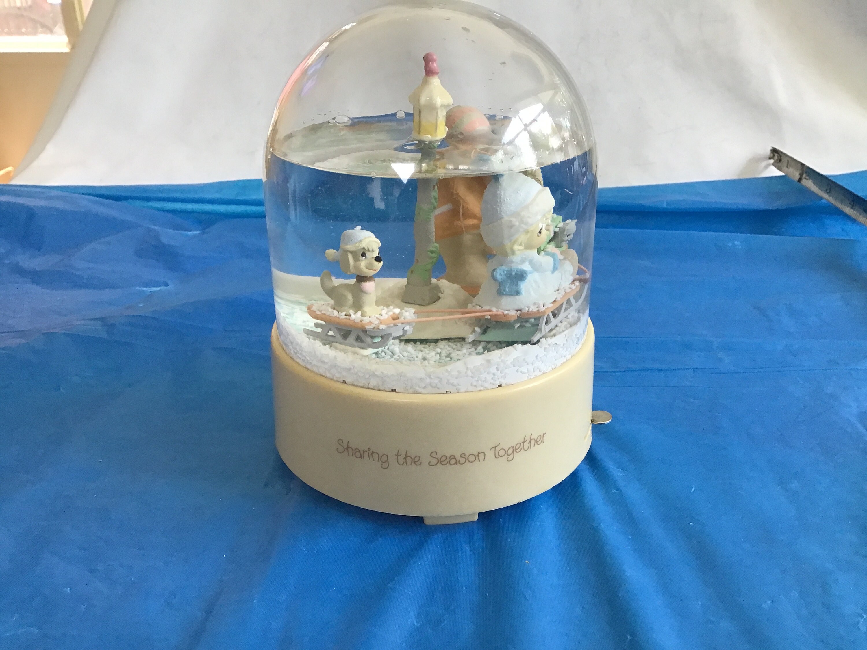 Enesco Precious Moments 5.5”T X 4.5” Diameter Musical Snow Globe