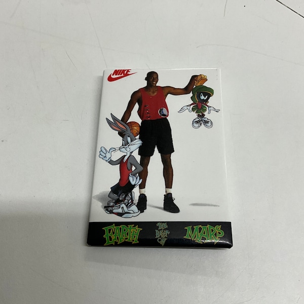 1993 Nike Inc, Bugs Bunny and Marvin the Martian and Michael Jordan vintage Pin