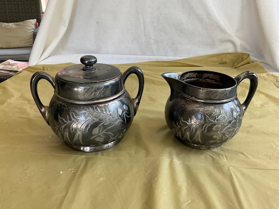 Pairpoint Mfg Conew Bedford, MA Quadruple Plated Creamer and Sugar