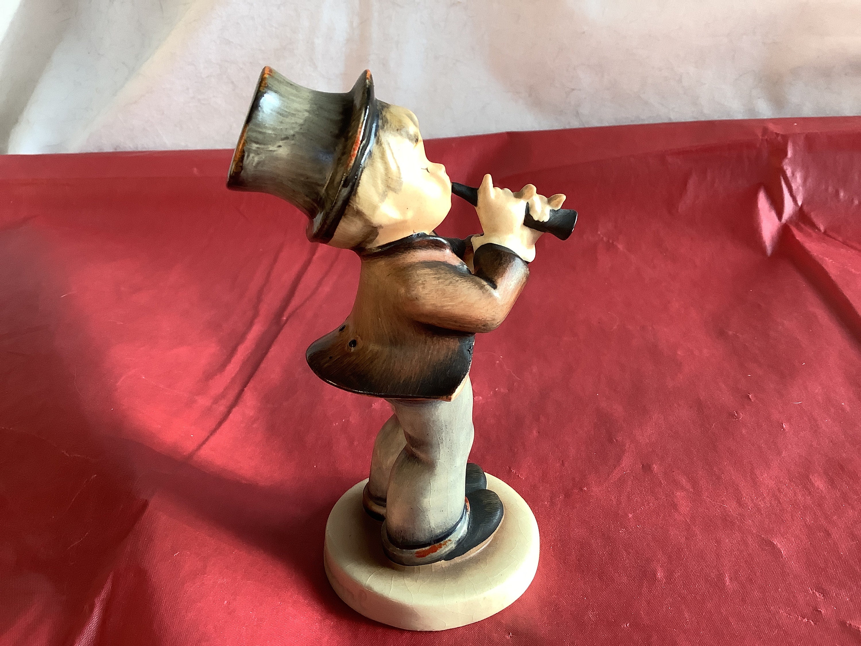 Rare Find - 5”T M.J. Hummel 85/0 Serenade Figurine W/ Eyes