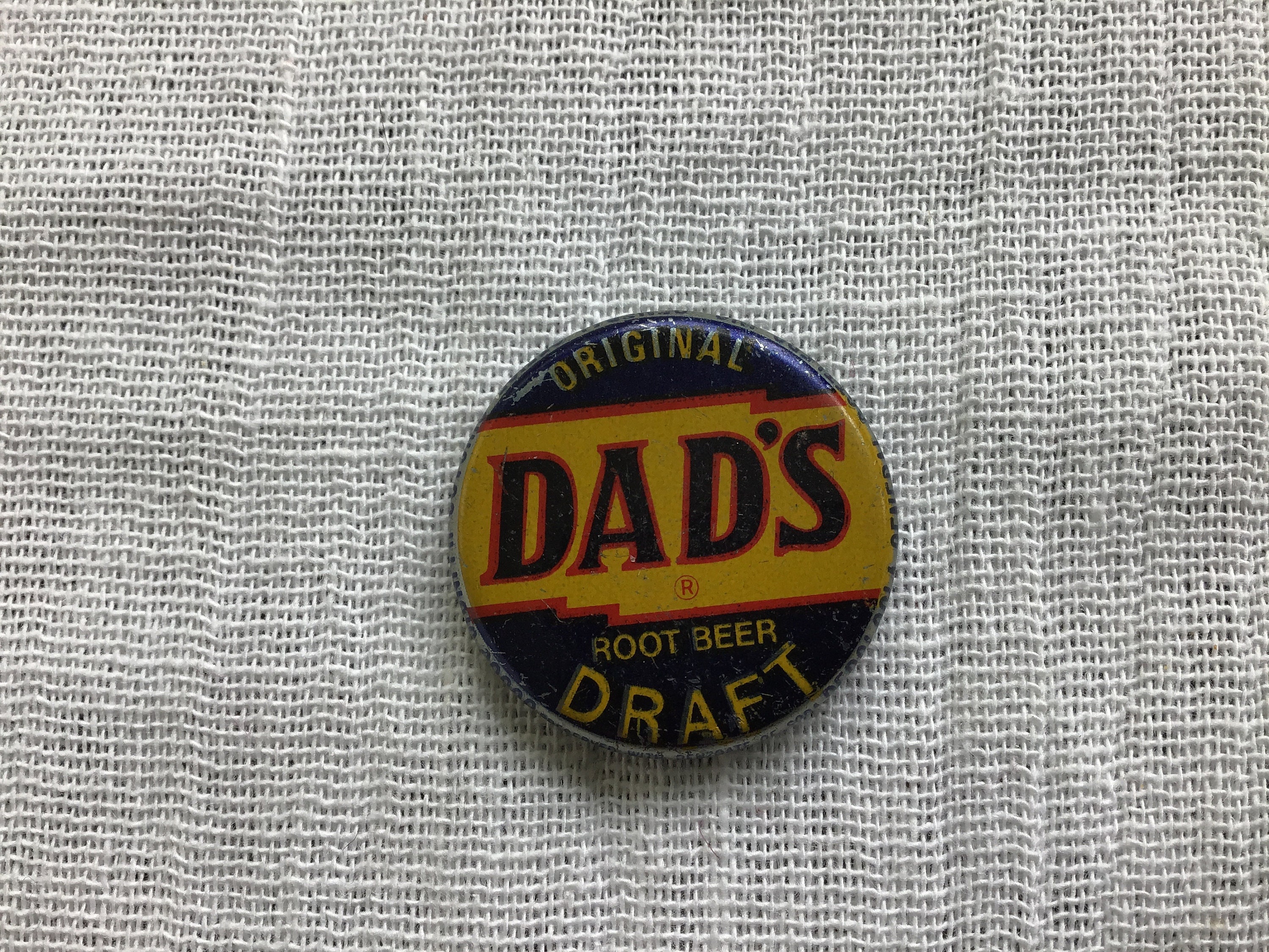 Original DAD'S Root Beer Draft - Bottle Cap W/ Lincoln Cent Penny