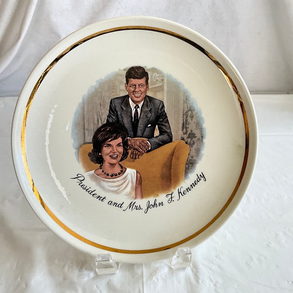 9.25”Dia ‘President and Mrs. John F. Kennedy’ Collector Plate - Wide Goldtone Band Near Outer Rim