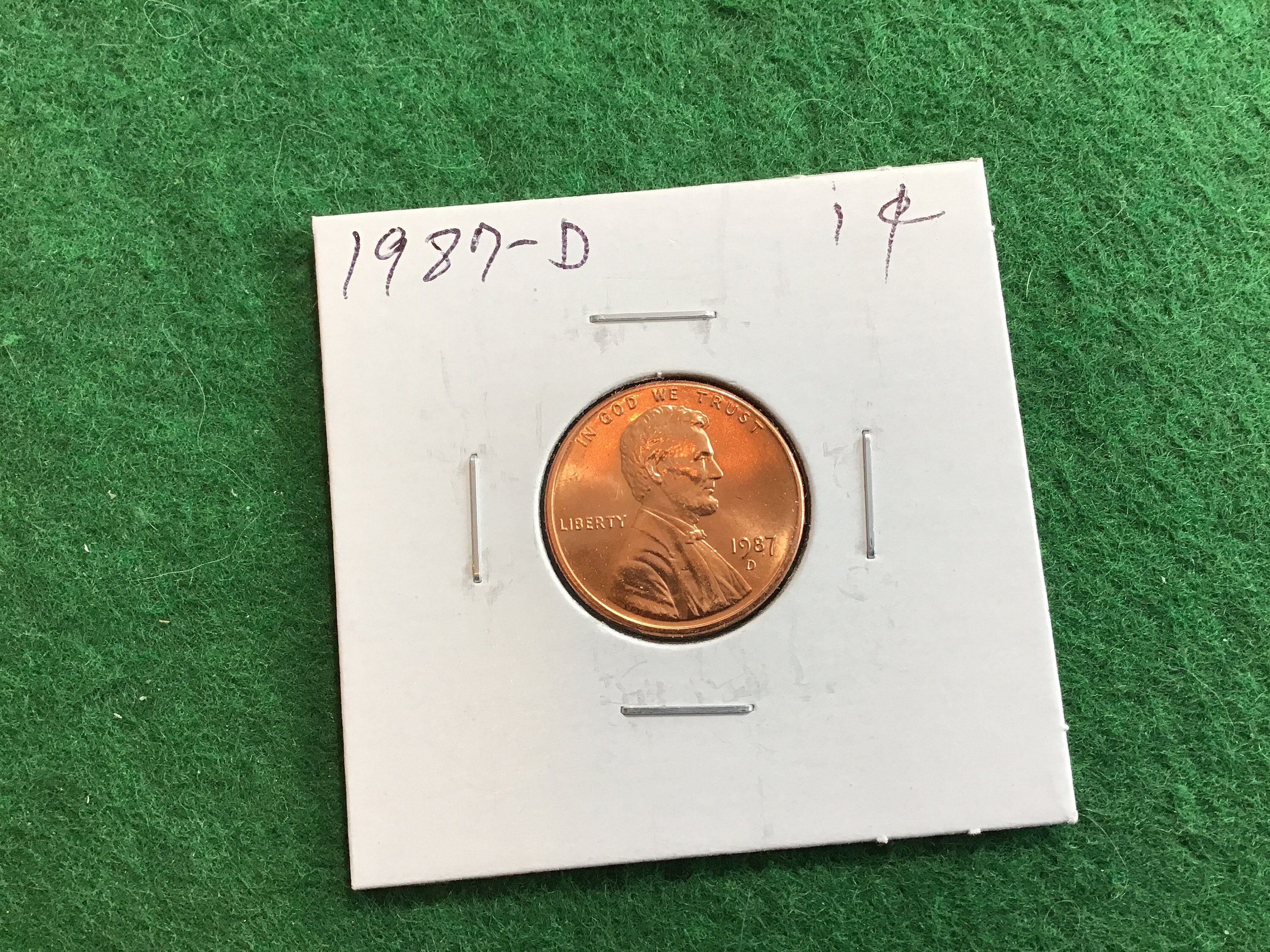 1987-D - Lincoln Memorial Cent Penny - No 8411 - in a Protective