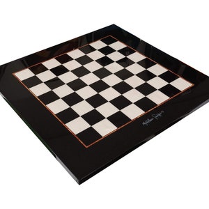 Inlaid wood chessboard Black And White