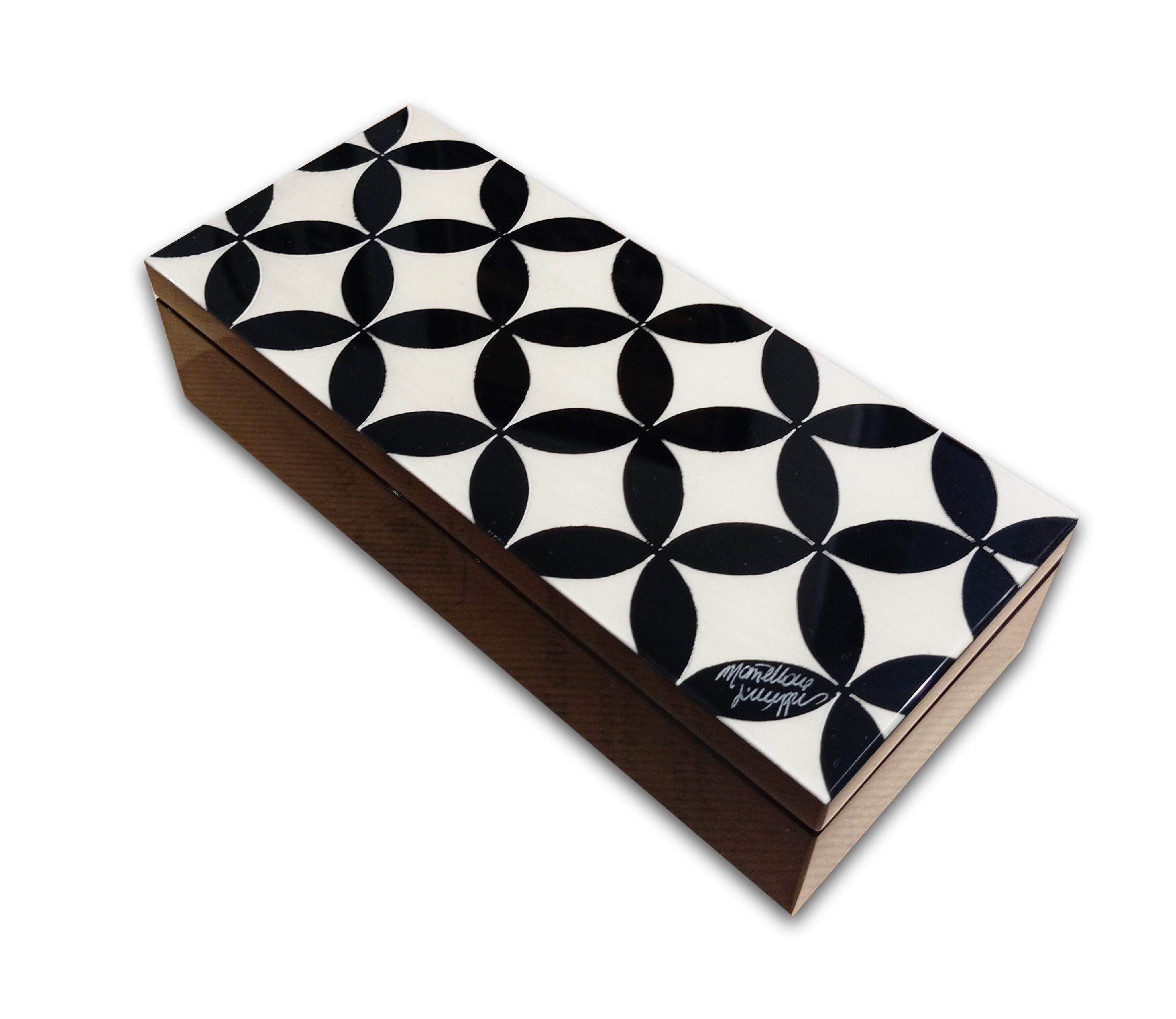 Inlaid wood jewelry box 23x10 cm "Black & White Star Design"