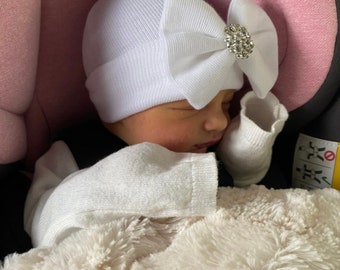 USA made hospital hat, Newborn hat girl, newborn beanie, infant baby hat, coming home outfit, baby hospital hat, newborn hospital hat w/bow