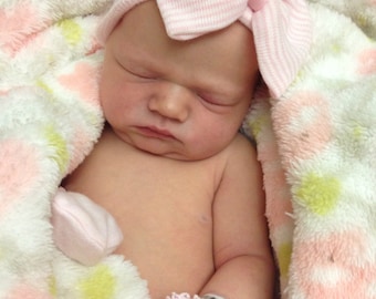 Baby girl hospital hat, infant baby hat, baby beanie, newborn hospital hat, baby hats, hospital bow hat, hospital cap, baby beenie