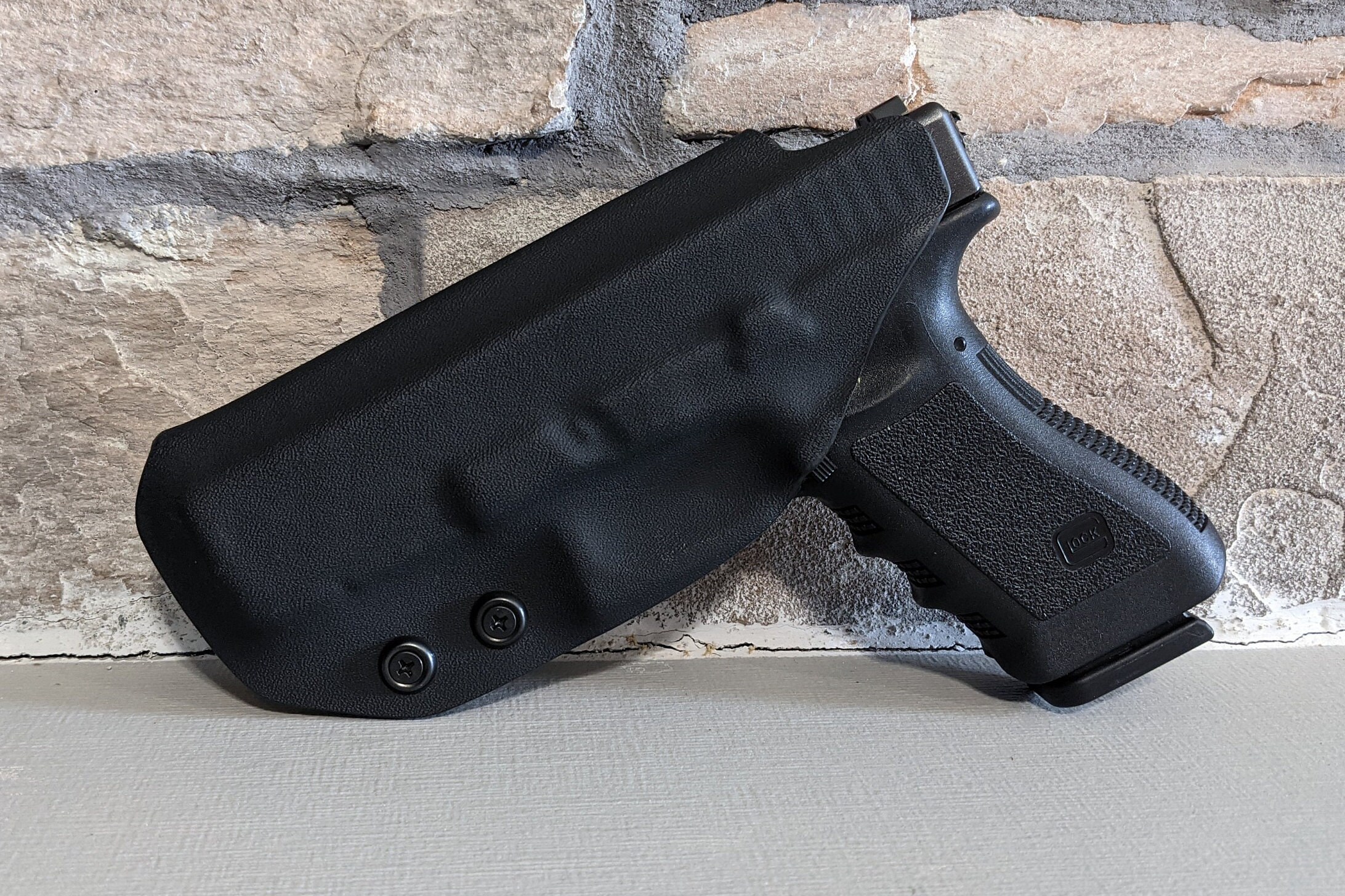 31 Concealment Carbon Fiber Black Kydex IWB holster right Fits Glock 17 22