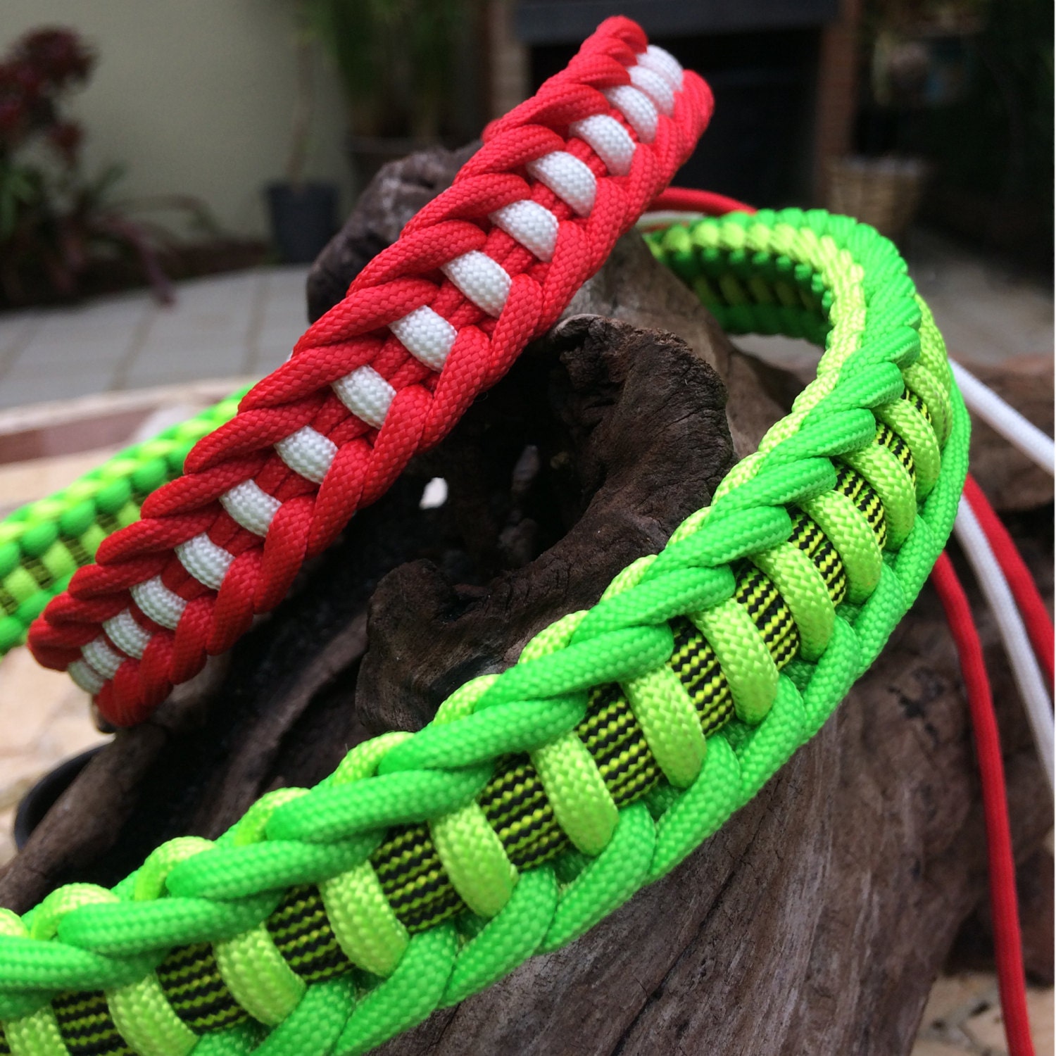 Jagged Ladder Knot Paracord Bracelet -  New Zealand