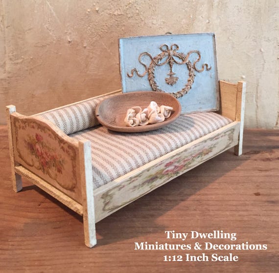 tiny dwelling miniatures