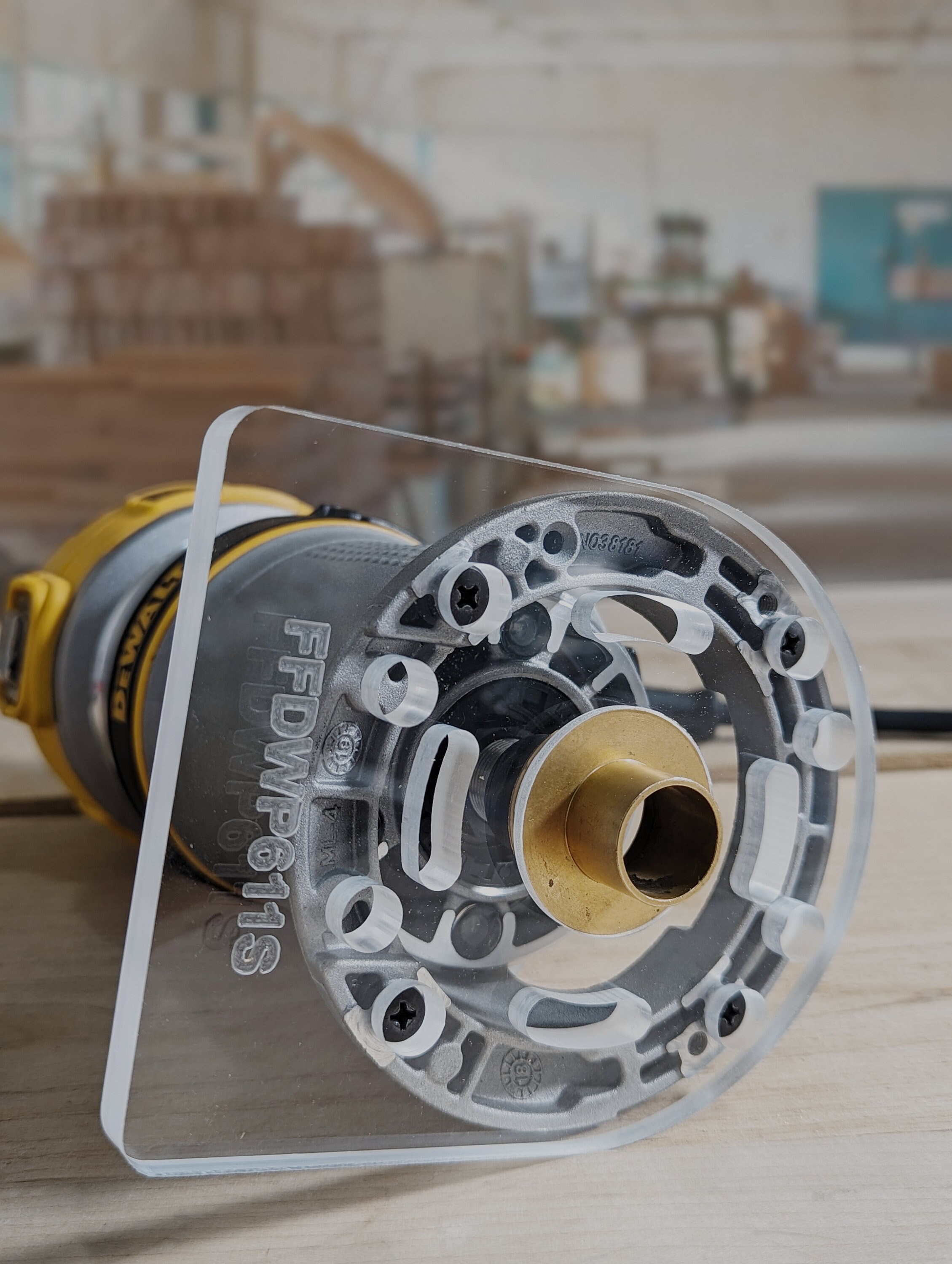 3/8" Thick Router Baseplate Upgrade - Bushing Compatible For Dewalt DWP611/DCW600/PC450
