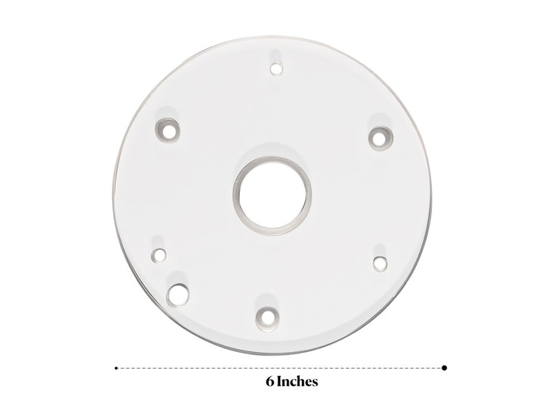Pode incluir: Modelo de roteador de pl&aacute;stico branco com cinco furos e um di&acirc;metro de 15,24 cm.