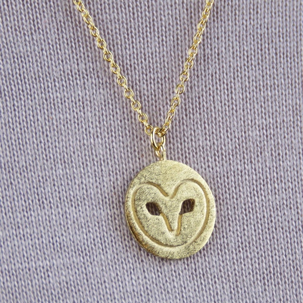 Tiny Gold owl necklace, tiny owl necklace Gold, simple necklace, dainty, cute, animal necklace, necklace for women, birthday gift.