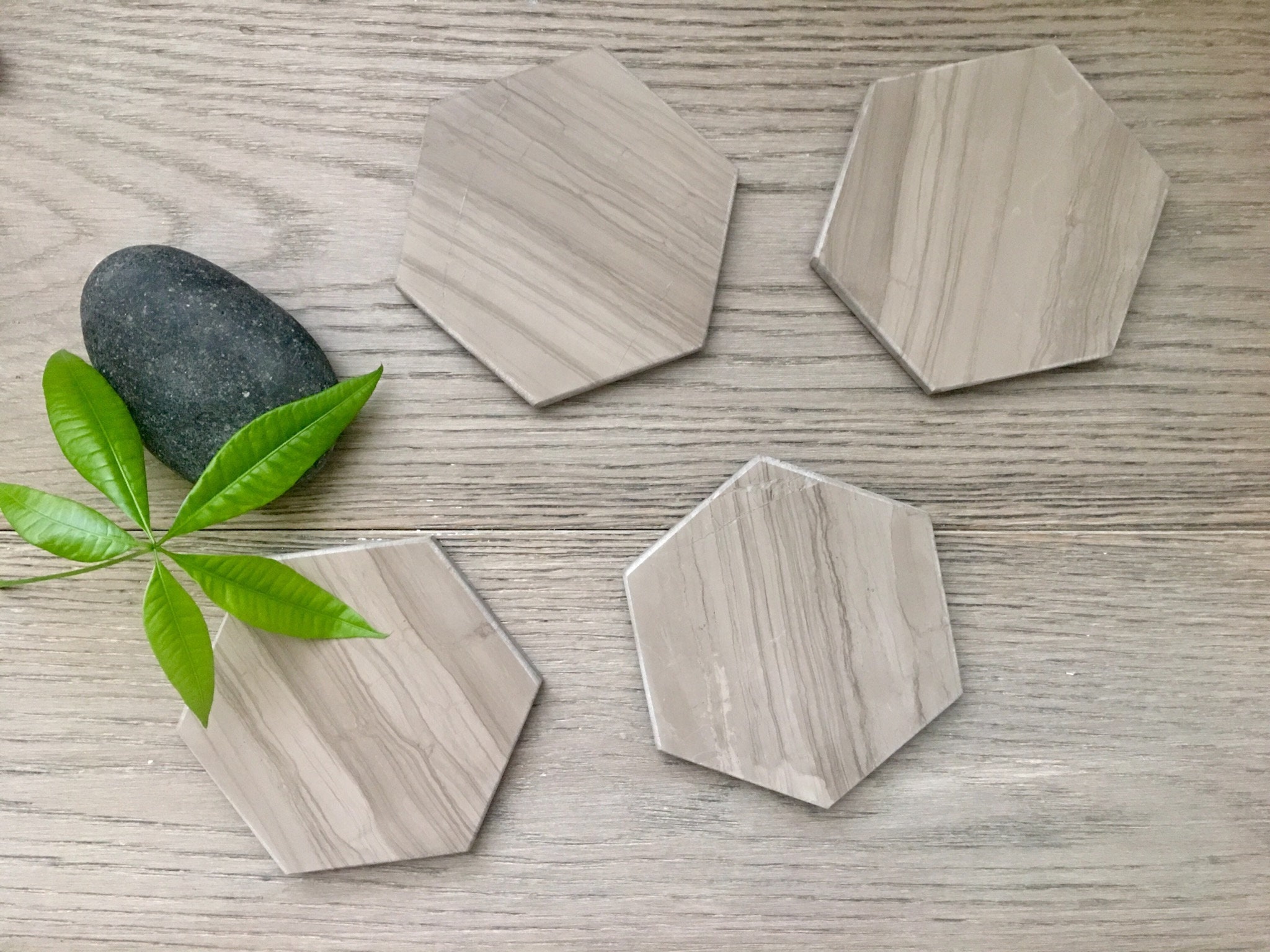 Expédition Le Jour Même Vente Hexagon Marble Coasters. Ensemble de 4. Marbre Aiguisé Gris d'athènes.