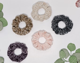 Scrunchies all'uncinetto in velluto