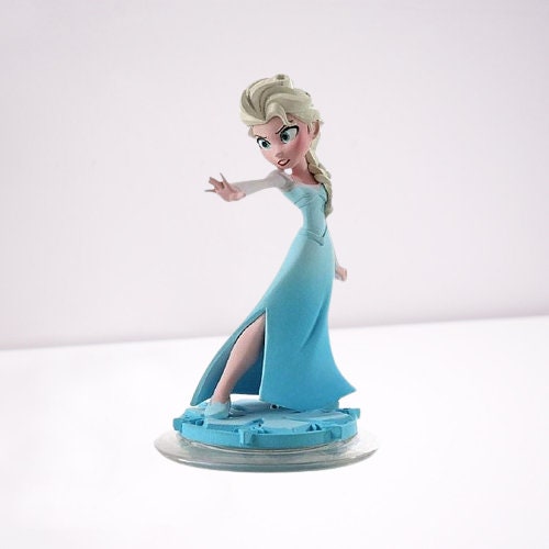 elsa figurine