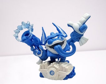 Power Blue Double Dare Trigger Happy Skylanders SuperChargers Figure