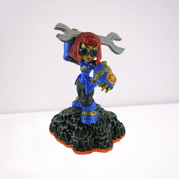 Sprocket Skylanders Giants Figure