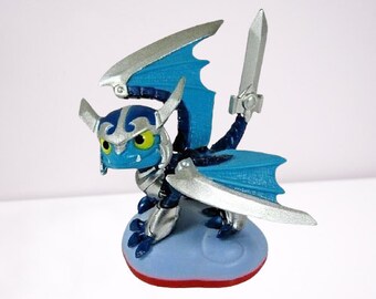 Blades Skylanders Trap Team Figure