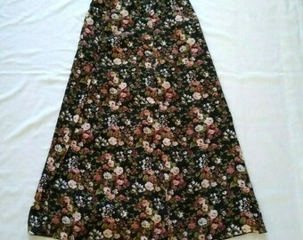 express store skirts