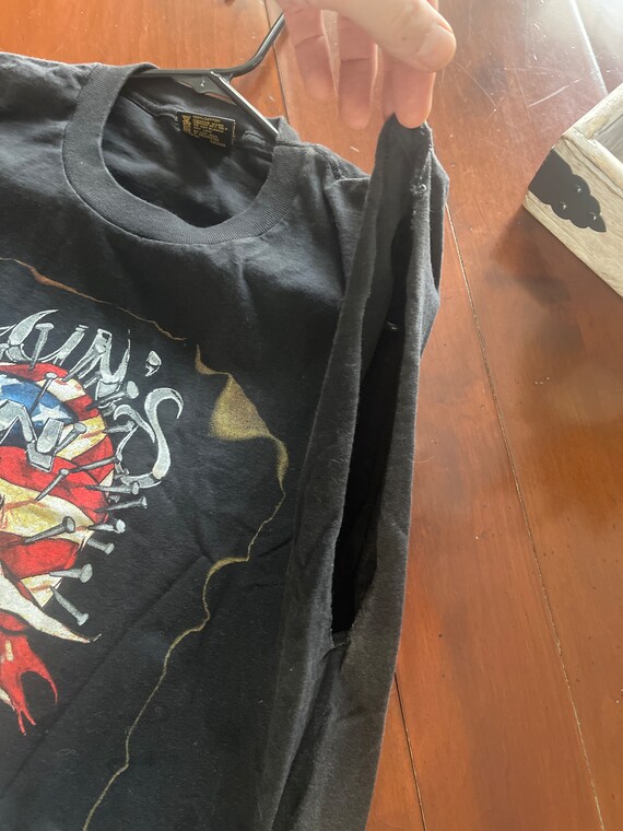 Vintage Guns and Roses pinhead flag - image 3