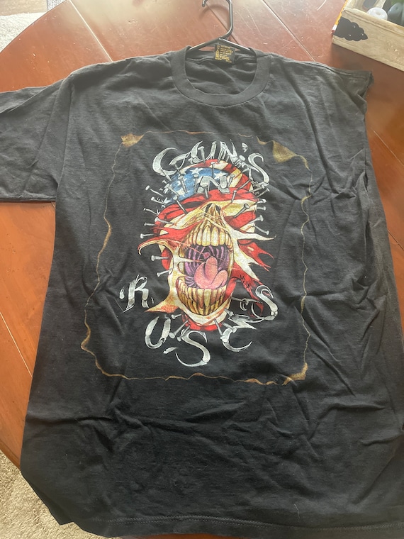 Vintage Guns and Roses pinhead flag - image 1