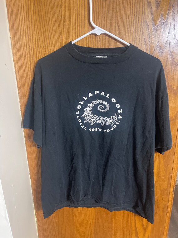 Lollapalooza rare Brockum concert crew t shirt