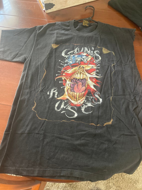 Vintage Guns and Roses pinhead flag - image 9