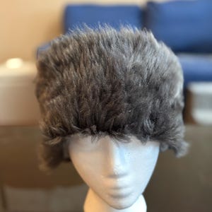 Curly Tuscan Lambskin Cossack Hats High Quality Shearling 3 Sizes Satin Lining