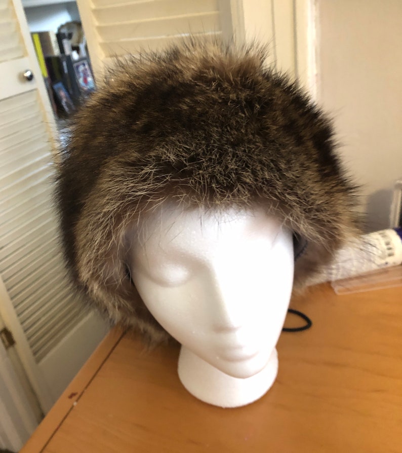 Raccoon fur hat with tail | Etsy