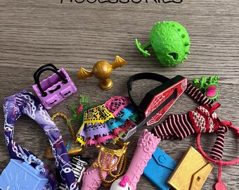 Monster High Dolls Clothing Accesories and more