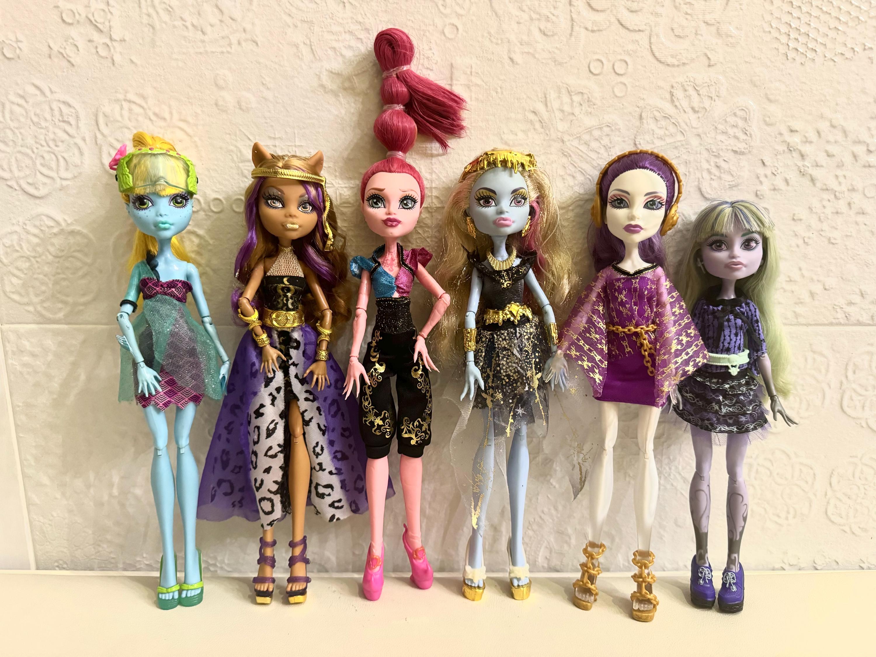 Monster high 13 wishes dolls hotsell