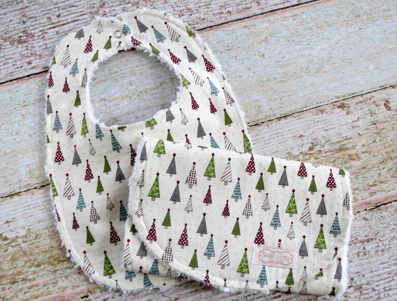 Holiday Baby Bib and Burp Cloth Set Christmas Bib and Burp Set Christmas Tree Bib and Burp Set Baby's First Christmas Baby Xmas Gift image 2