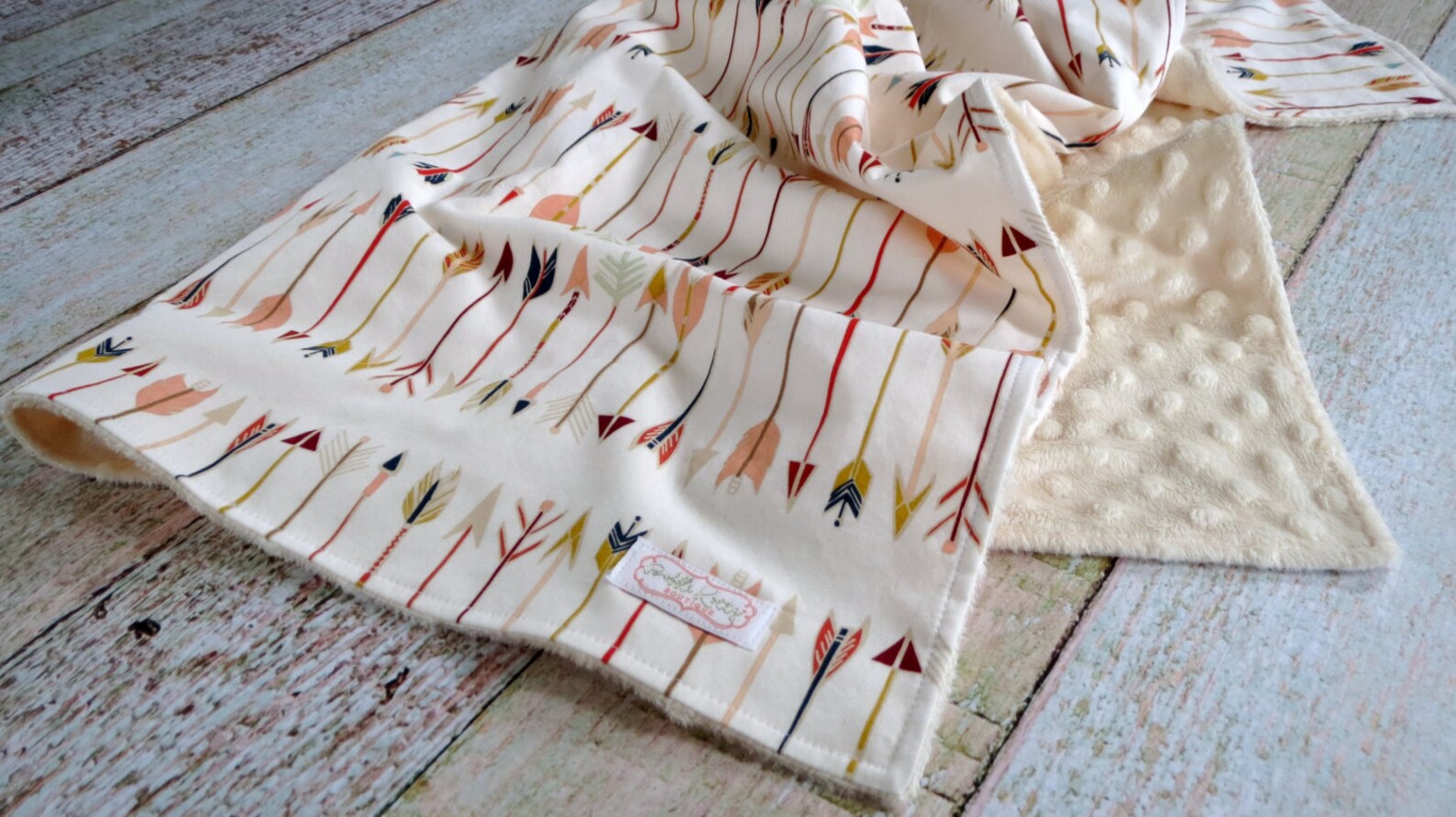 Sugar + Maple Small Stretchy Blanket - Arrow