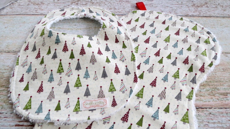 Holiday Baby Bib and Burp Cloth Set Christmas Bib and Burp Set Christmas Tree Bib and Burp Set Baby's First Christmas Baby Xmas Gift image 4