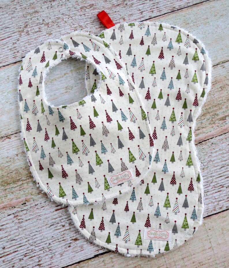 Holiday Baby Bib and Burp Cloth Set Christmas Bib and Burp Set Christmas Tree Bib and Burp Set Baby's First Christmas Baby Xmas Gift image 3