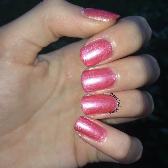 Spotlight on Glitter by OPI | Vampy Varnish | Pretty nails, Opi, Cute nails