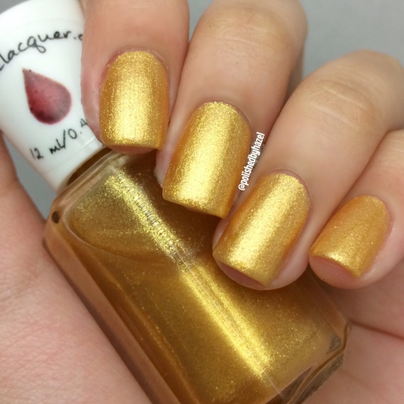 golden nail paint