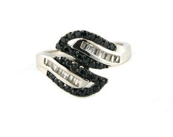 Black and White Ring