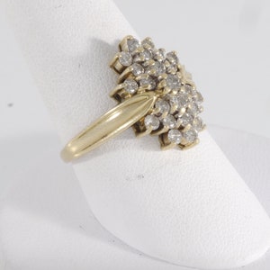 Vintage Estate 10k 417 Yellow Gold Round Diamond Cluster Starburst Cocktail Ring