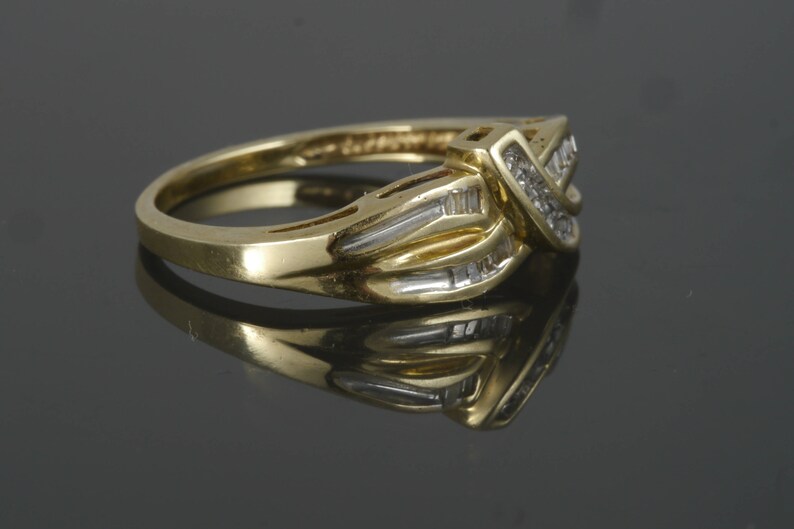 Vintage 10k Yellow Gold Round Channel Set & Baguette Diamond Bypass Ring image 4