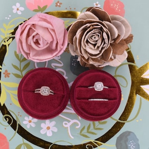 Luxury Handmade Keepsake Burgundy Color Velvet Single Double Ring Box Round  Engagement Wedding Proposal Ring Box Circle Ring Box