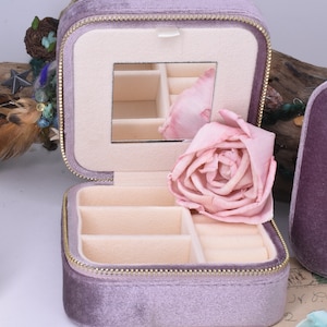 Lavender Luxury Velvet Jewelry Box with Zipper| jewelry case box | jewelry velvet ring box| velvet travel| velvet bridesmaid proposal box|