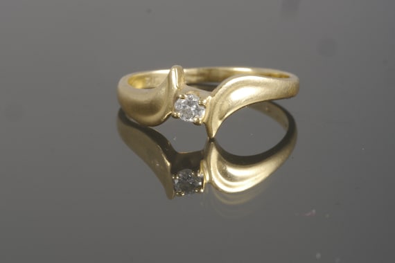 Vintage 14k Yellow Gold Diamond Solitaire Bypass … - image 1