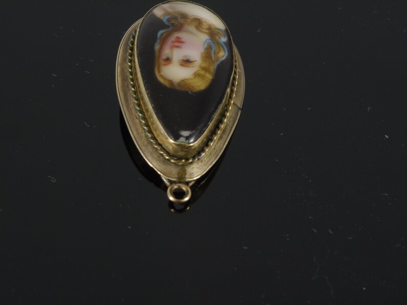 Elizabethan English Renaissance 1600s Portrait Miniature 10K Gold Pendant image 5