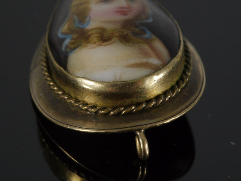 Elizabethan English Renaissance 1600s Portrait Miniature 10K Gold Pendant image 2